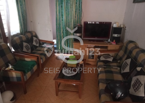 Dijual Rumah Dalam Gang di Ciumbuleuit Bandung Dijual Rumah Dalam Gang di Ciumbuleuit Bandung