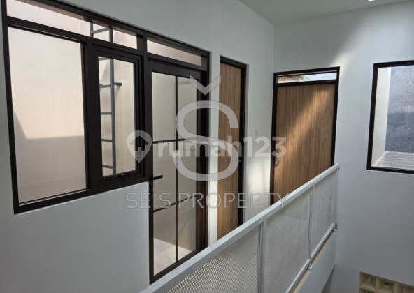 Dijual Rumah Baru 2 Lantai di Tki 3 Kota Bandung 2