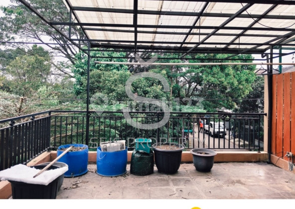 Dijual Rumah 2 Lantai di Komplek Bumi Adipura Kota Bandung