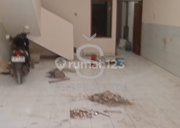 Dijual Ruko 2,5 Lantai di Taman Holis Indah Kota Bandung