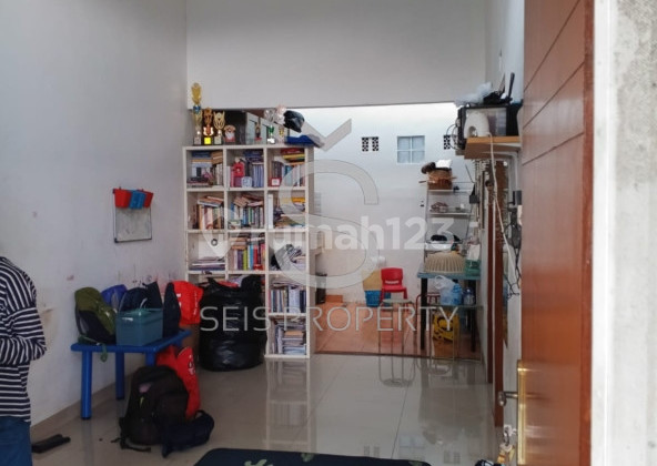 DIJUAL RUMAH SEMI FURNISH DI KOMPLEK PESONA CIGANITRI BANDUNG