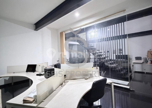 For Sale 3-Story Luxury House in Sukasari, Bandung City 2