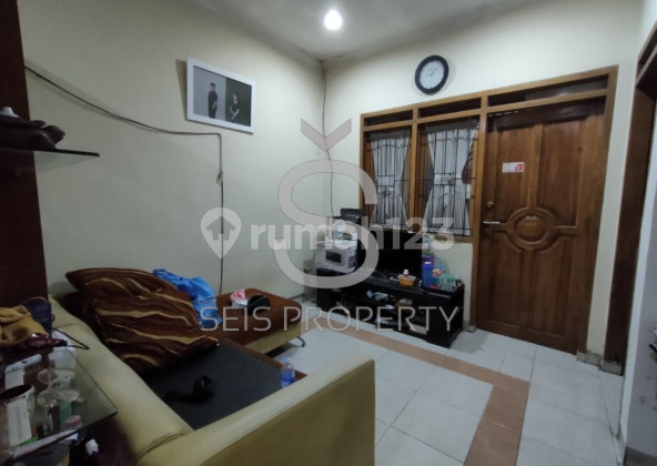 Dijual Rumah Tinggal 2 Lantai di Komplek Bumi Adipura Bandung 2