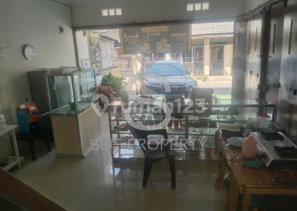 For Rent: Ruko Mainroad Haji Gofur, West Bandung Regency 2