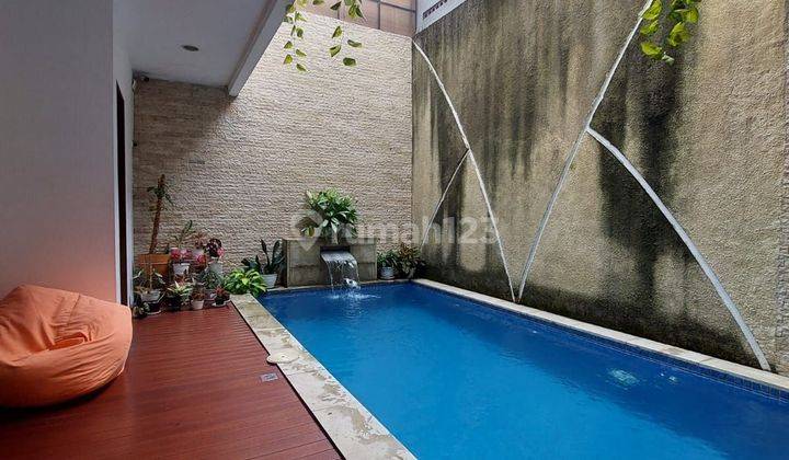 Dijual Rumah ada kolam renang di Bintaro sektor 9 2 Lantai.2495 1