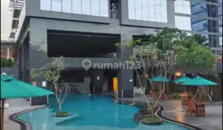 Apartemen L' Avenue di Pancoran 2 BR strategis jual cepat. DJ 1