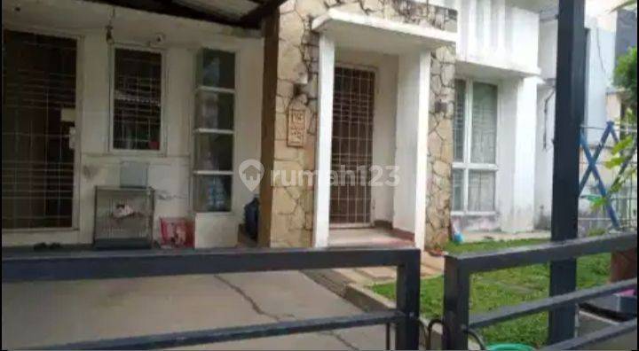 Rumah di Serpong Park SHM siap huni hadap Timur.5710 1