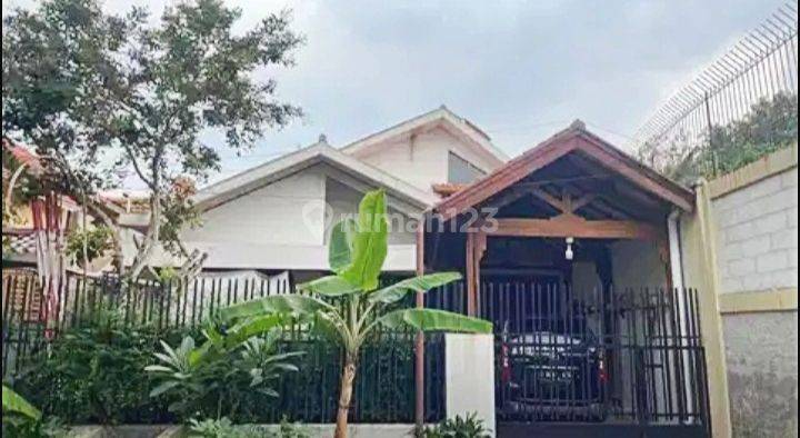 Rumah dalam komplek di Petukangan Selatan 2 Lantai.5843 1