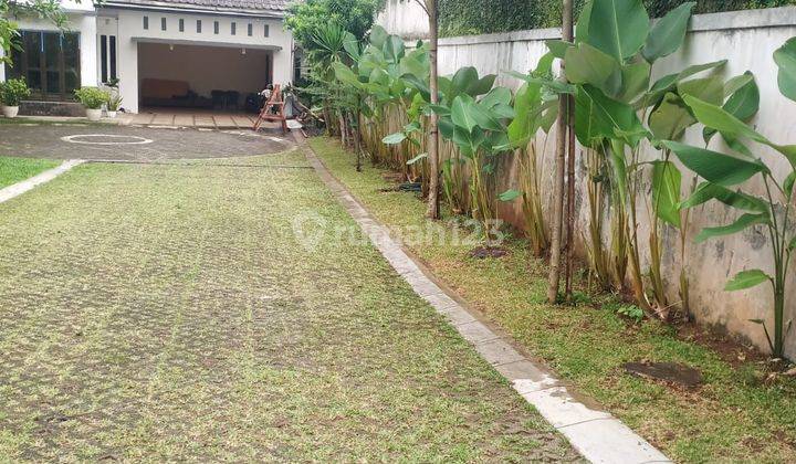 Rumah di area Pintu Belakang Ragunan luas halaman.6225 1