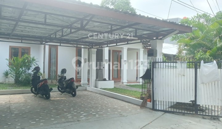 tampak depan komplek timah cilandak jaksel  8822