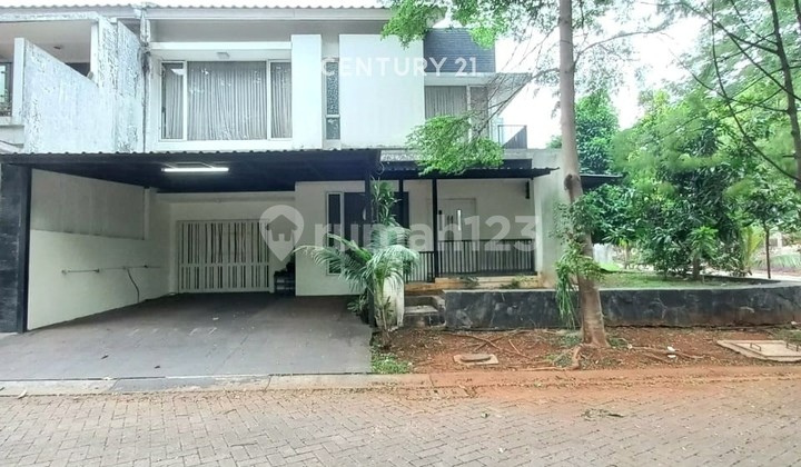 Rumah Hook di Kebayoran Village Siap Huni 3722