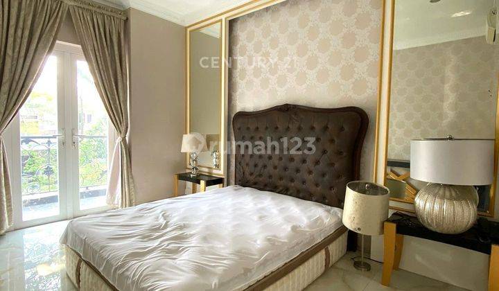 Rumah Classic Kontemporer 2 Lantai Kebayoran Residence 7382 2