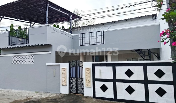 Rumah Siap Huni di Serua Indah 8560