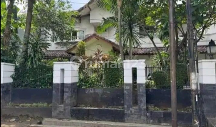 House in Kebayoran Baru, Gunawarman with Swimming Pool.9305