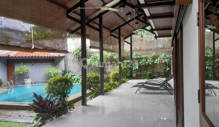 Rumah Model Classic, Terang Dan Siap HunI 1