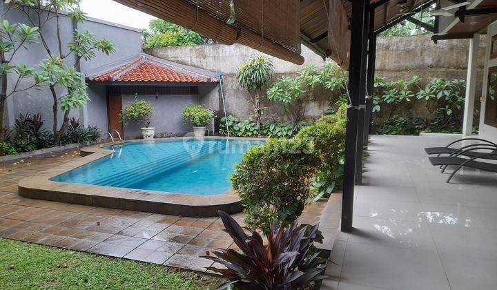 Rumah Model Classic, Terang Dan Siap HunI 2