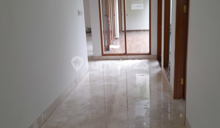 Bagus, terang, dan rumah yang nyaman. 2