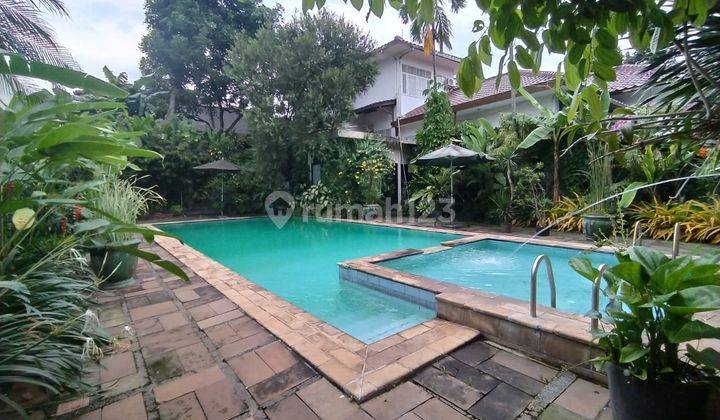 House At Small Compound With Security And Sharing Pool 1