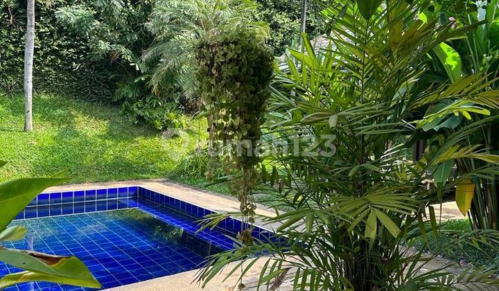 Rumah yang nyaman dengan taman luas 1