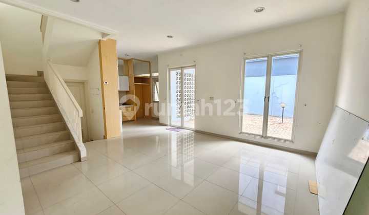 For Rent: Suvarna Padi House, Cempaka Cluster, Sindang Jaya, Tangerang Regency For Rent: Suvarna Padi House, Cempaka Cluster, Sindang Jaya, Tangerang Regency