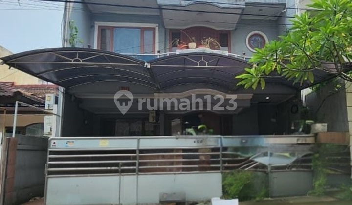 Harga Miring !! Dijual Cepat Rumah Puri Indah, Jakarta Barat
