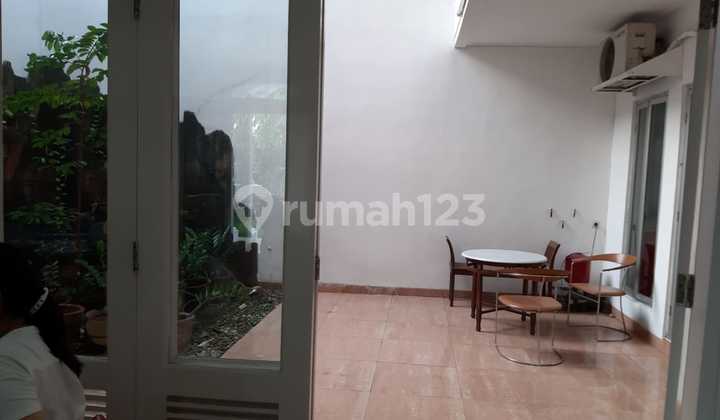 Dijual Rumah Full Furnished BSD Puspita Loka, Tangsel 2