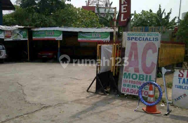Strategic Shop House for Sale in Lenteng Agung, South Jakarta 2