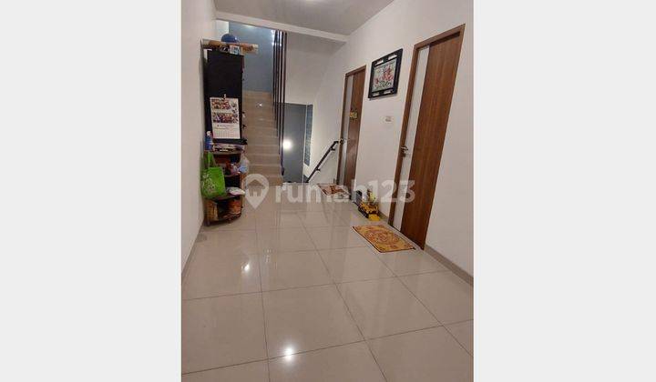 foto lainnya rumah bagus komplek villa arteri,