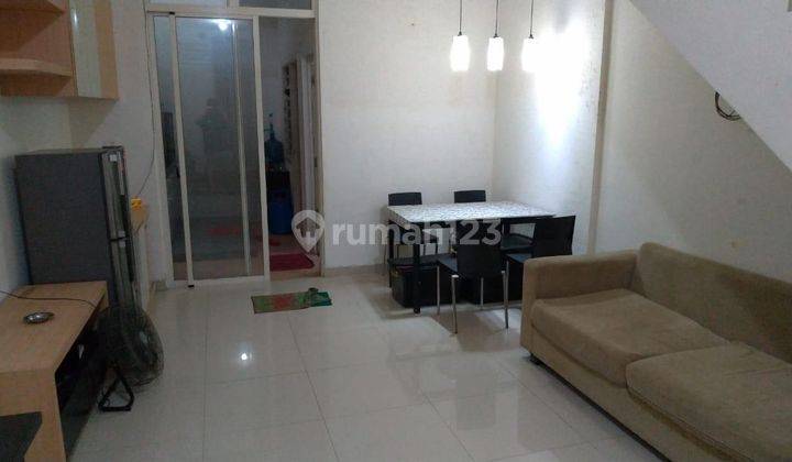 Disewakan Cepat, Rumah Siap Huni Green Lake City, Tangerang 2