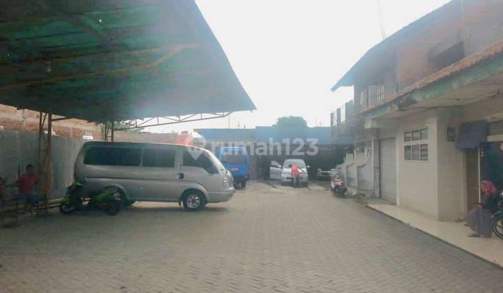 Bengkel Mobil, Gudang dan 5 Rumah Kontrakan 2