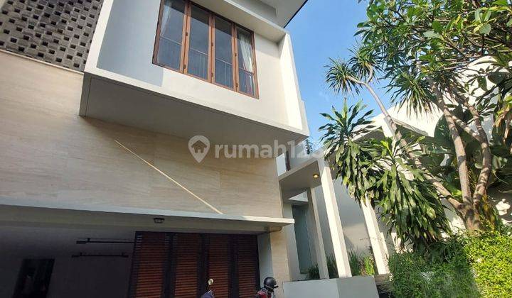 Dijual Rumah Resort Mewah di Kemang, Jakarta Selatan 1