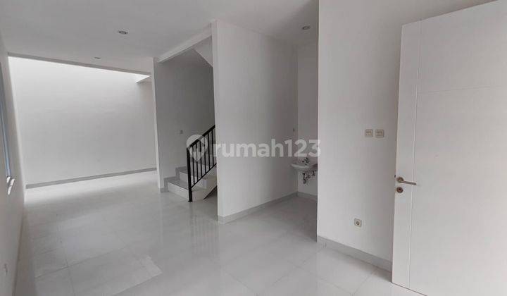 Jual Cepat Rumah Modern Minimalis Di Kav Dki Jakarta Barat 2