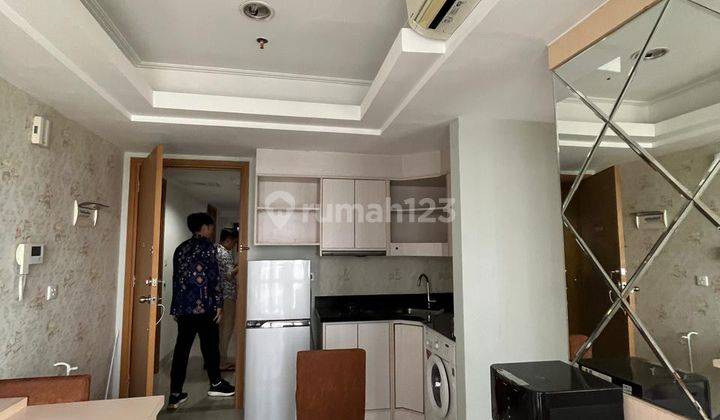 Di sewa  The Mansion Kemayoran 2br unit sangat bagus dan murah 2