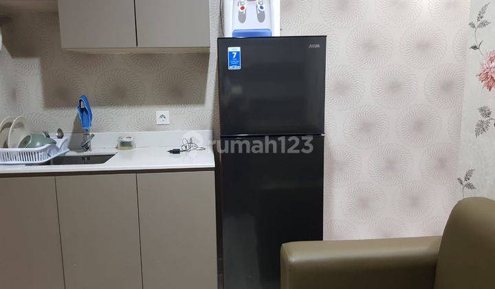 disewakan apartemen gold coast murah furnish 2