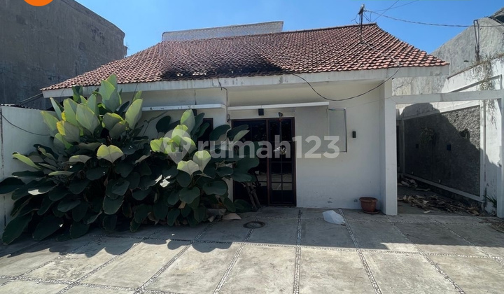 FOR RENT: GAYUNGSARI BARAT XII RESIDENTIAL HOUSE