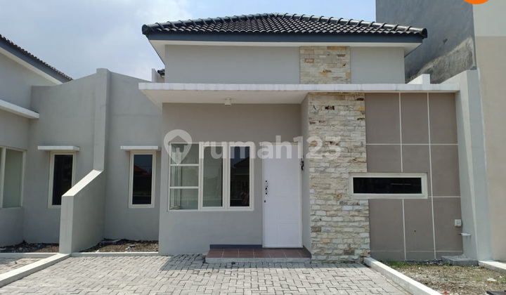 DISEWAKAN RUMAH TINGGAL NEWTON PARK JUANDA 1