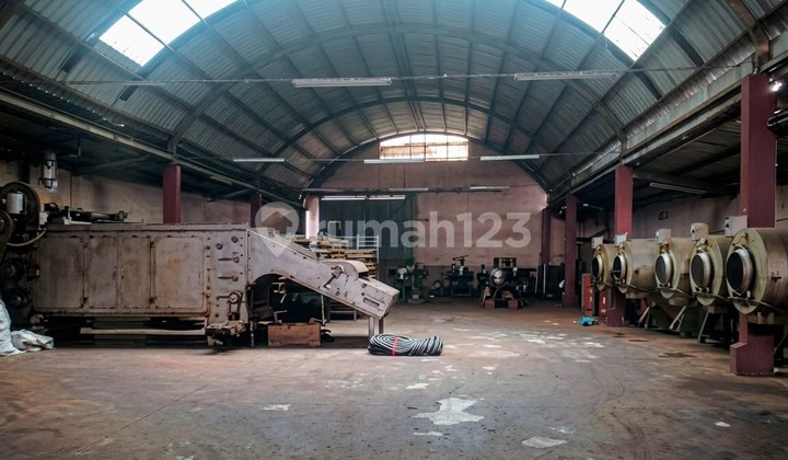 Gudang atau Pabrik SHM Bagus Siap Pakai Jawa Barat Gudang atau Pabrik SHM Bagus Siap Pakai Jawa Barat