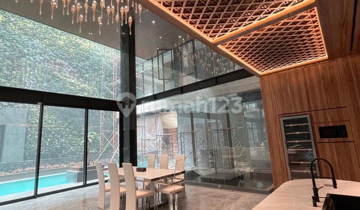 Rumah Super Mewah Pik Ada Lift Dan Pool Siap Huni Rumah Super Mewah Pik Ada Lift Dan Pool Siap Huni