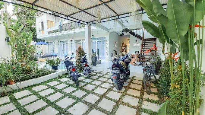 Guest House 3 Lantai Dan 16 Kamar Tidur Di Sanur Kauh Bali