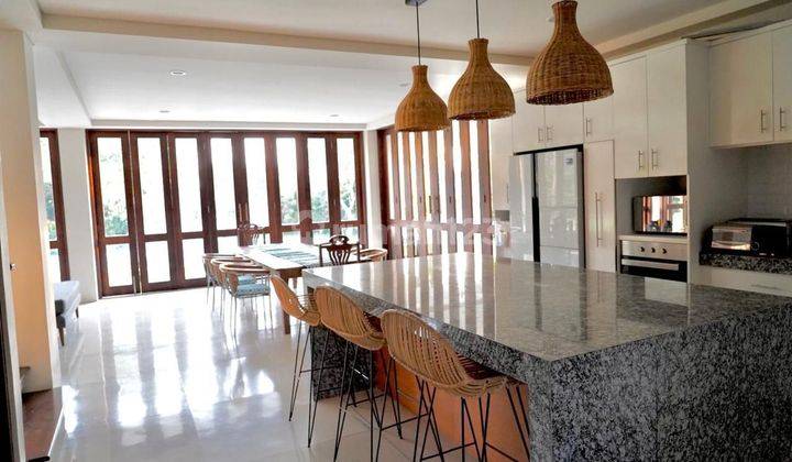 Modern Villa For Sale At Bumbak Kerobokan Bali 2