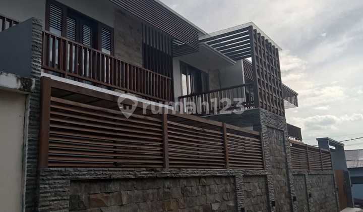 Rumah di Kluster Mahendradatta Selatan Area Pusat Kota Denpasar