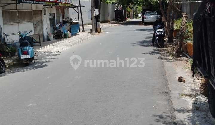 Tanah Bonus Bangunan Kosan Dan Kios Jl Dewi Madri Renon Denpasar 