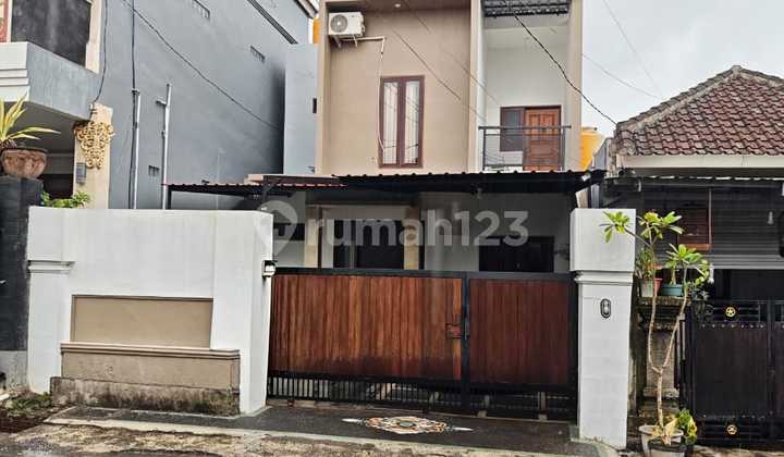 Rumah 2 Lantai Bungtomo Kusuma Bangsa Denpasar Barat
