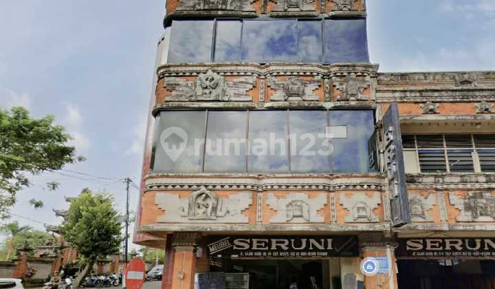 Three-Storey Shop Strategically Located in the Center of Tabanan Bali City Three-Storey Shop Strategically Located in the Center of Tabanan Bali City
