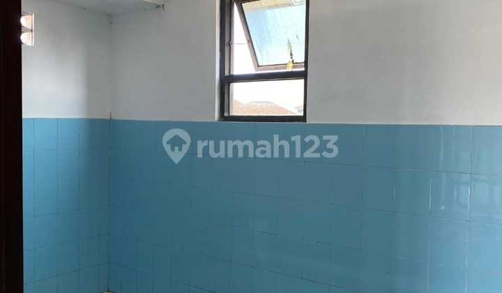 Waturenggong House Panjer South Denpasar Near Public Facilities 2