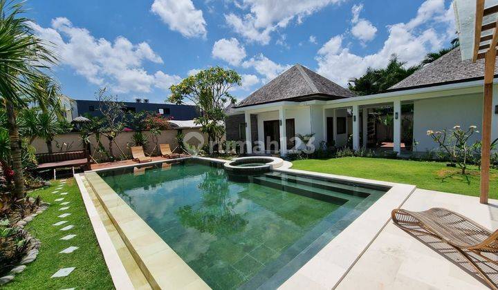 Villa Complex Near Berawa Canggu Beach Bali 1