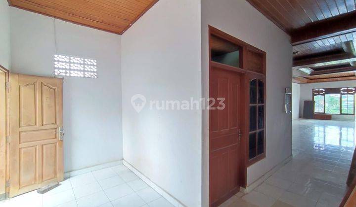 2 Storey House Close To Public Facilities In Merdeka Kuta 2