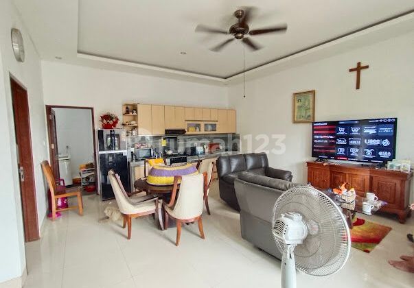 Rumah 2 Lantai Jl Sedap Malam Kesiman Denpasar Timur Dekat Fasum 2