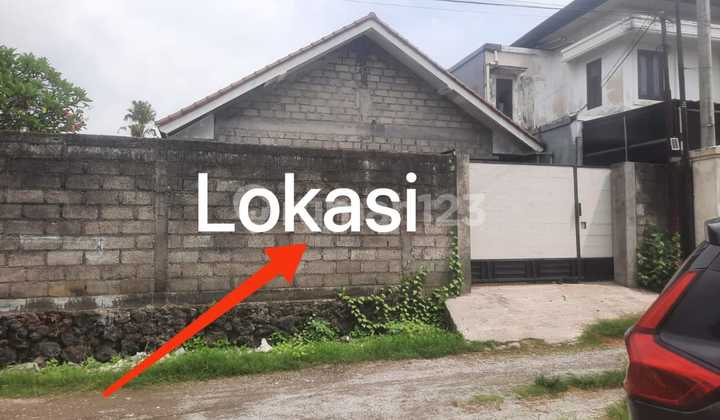 Land with Building Comfortable Environment Batur Sari Sanur Kauh, Bali Land with Building Comfortable Environment Batur Sari Sanur Kauh, Bali