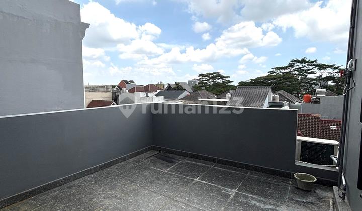 Alam Sutera 3-Storey House, Furnished, SHM, 7X16 2